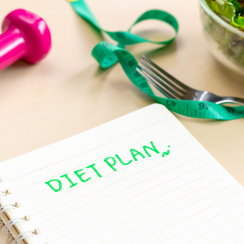 "The Best Diet Plan for Losing 10 kg in 7 Days," emphasizing a balanced mix of fruits, vegetables, and lean proteins.